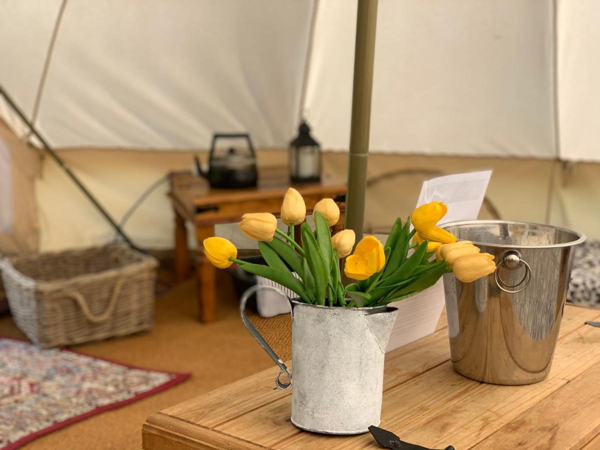 היי וויקומב Home Farm Radnage Glamping Bell Tent 7, With Log Burner And Fire Pit מראה חיצוני תמונה